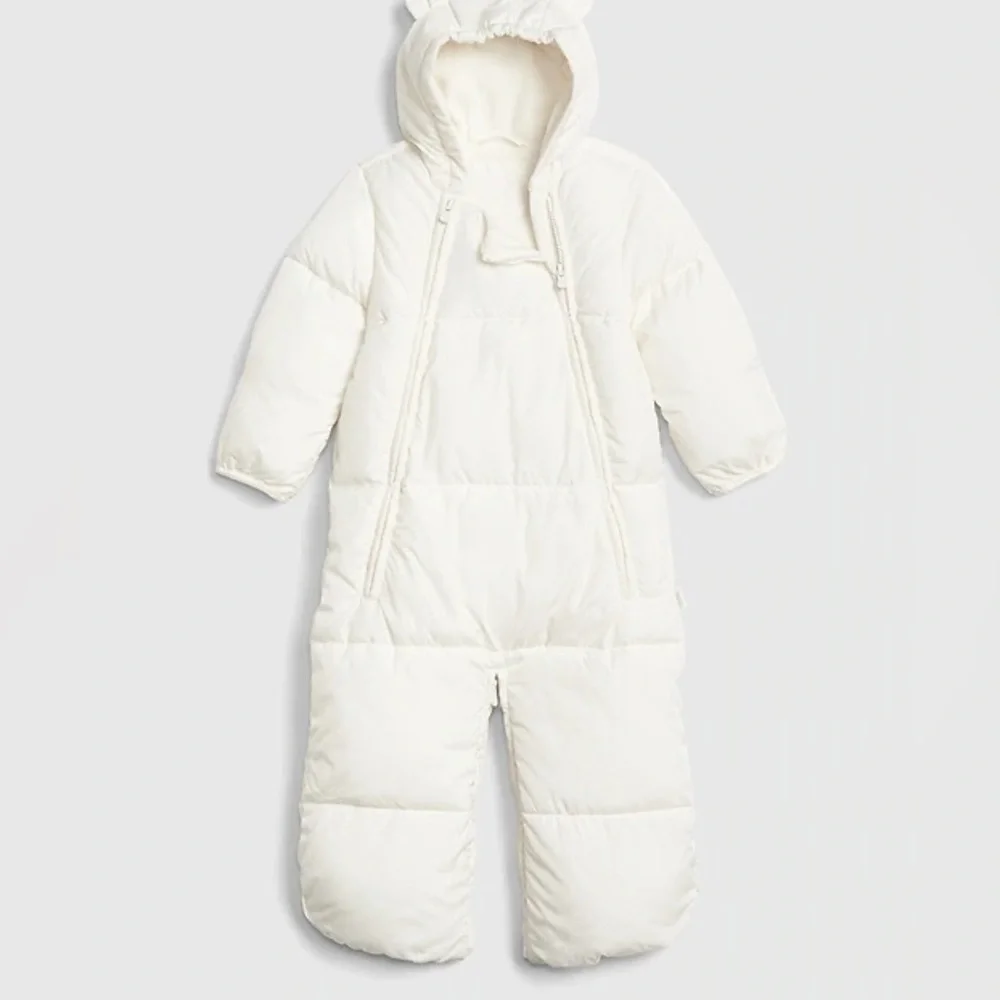GAP snowsuit